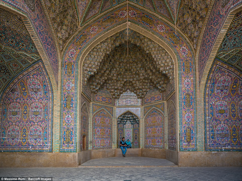 ایران، ساختمان های اسلامی (8)