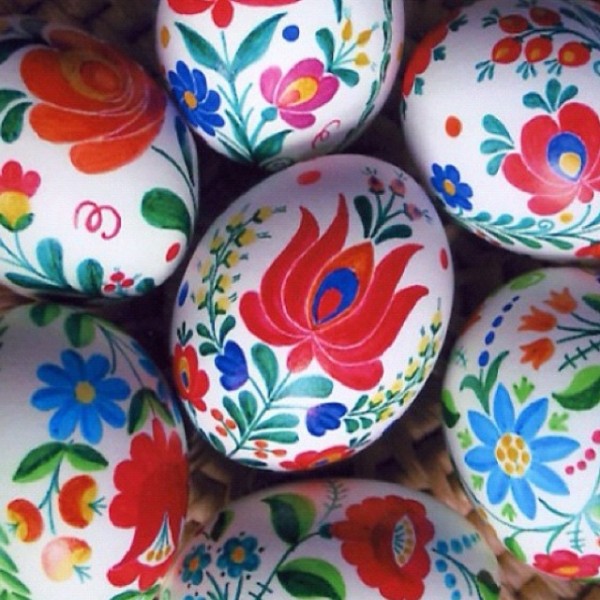 Vibrant Hungarian Easter eggs in various colors– Easter Basket and Eggs Ideas for Decorations in Many Colors