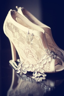 توری کفش عروس