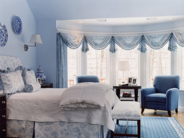 نمونه هایی از دکوراسیون اتاق خواب آبی و سفید برای خانه های تابستانی